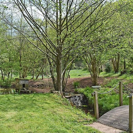 Perivale Lodge リドニー エクステリア 写真